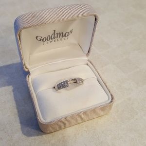 14k White Gold Solitare jacket
